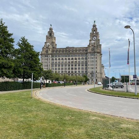 Liverpool City Princes Dock Apartment エクステリア 写真